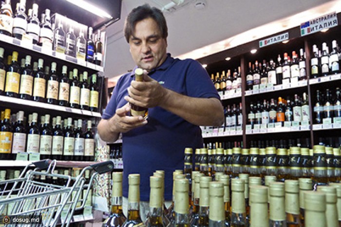 Россия введет пошлины на молдавское вино и сельхозпродукцию