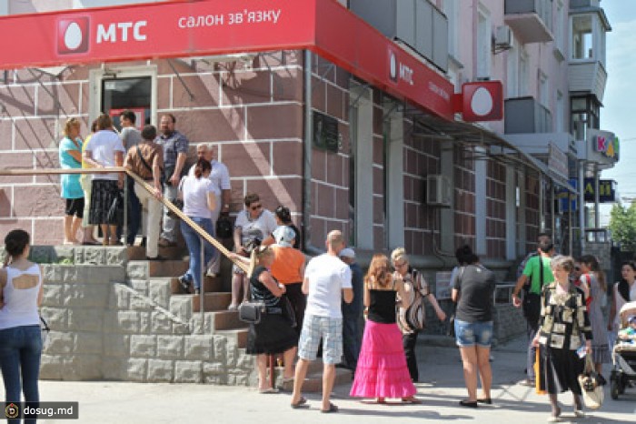 Российские SIM-карты начали продавать в 87 торговых точках Крыма