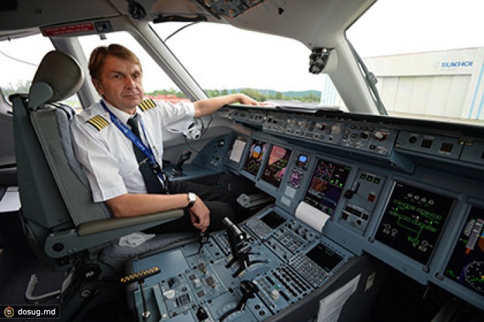 Российским авиакомпаниям разрешили брать на работу иностранных пилотов