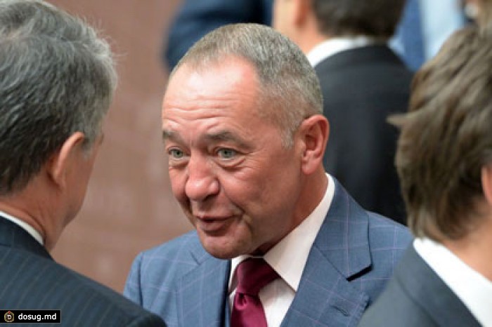 СМИ назвали причину ухода Лесина