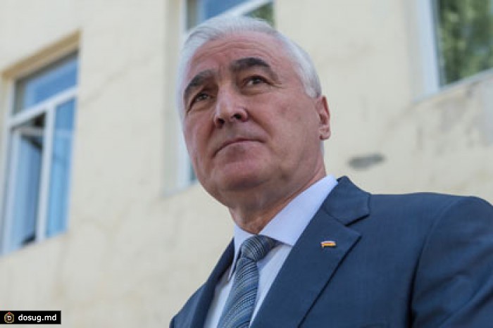 СМИ сообщили о самоубийстве зятя президента Южной Осетии