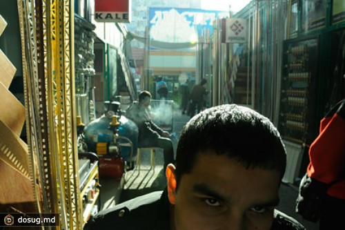 СМИ сообщили о перебоях в работе одного из крупнейших рынков Узбекистана