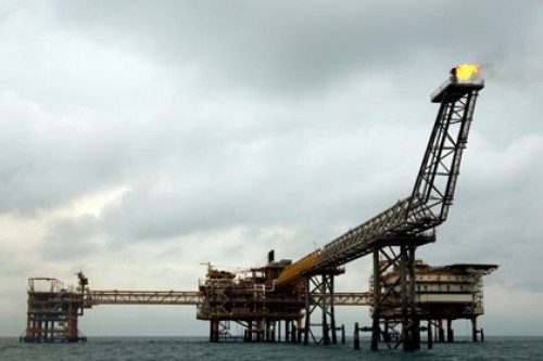 США ввели санкции против восьми нефтехимических компаний Ирана