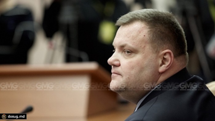 Сергей Афанасенко призвал подрастающее поколение чаще заниматься спортом