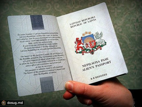 Сейм Латвии отказался вернуть в паспорта графу "национальность"