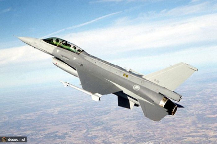 Сингапур вслед за США приостановил полеты F-16
