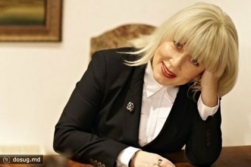 Специалист по этикету приравняла латвийских неграждан к гопникам