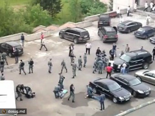 Студентов московской академии накажут за нападение на полицию административно