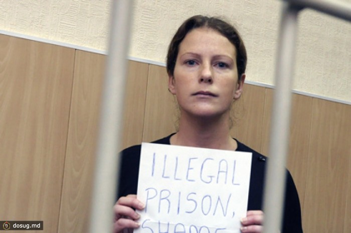 Суд освободил первую иностранку с «Арктик Санрайз»