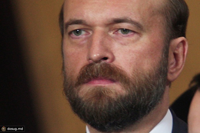 Суд передумал заочно арестовывать банкира Пугачева