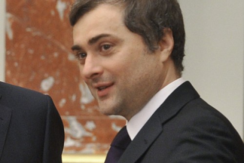 Сурков упрекнул Маркина в графомании
