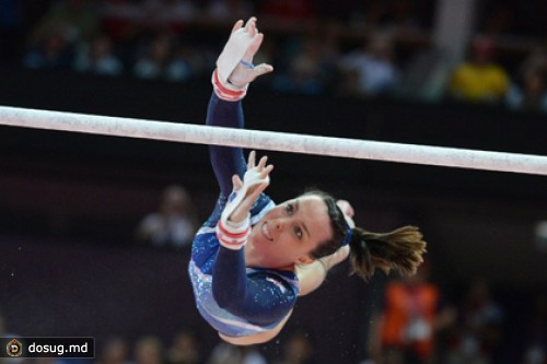Трехкратная чемпионка мира по гимнастике завершила карьеру