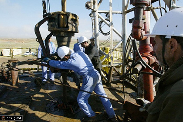 Цена на нефть упала до минимума с 2009 года