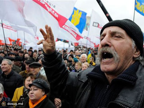 Тягнибок объявил бессрочную акцию против подтасовок на выборах