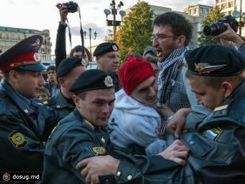 У Красной площади задержали восемь участников "Балаклавинга"