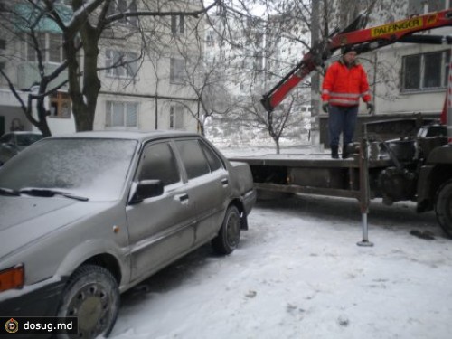 
 У кишиневца отобрали автомобиль за долги
