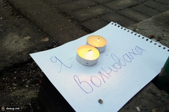 У посольства Украины в Москве задержали буддийских монахов У посольства Украины в Москве задержали буддийских монахов