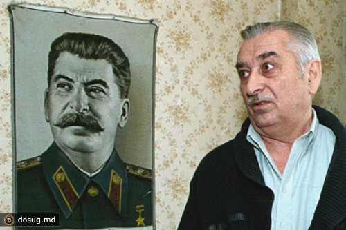 У внука Сталина украли компьютер и дрель