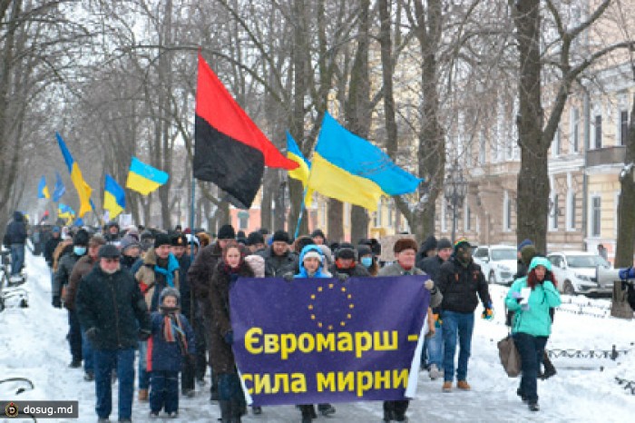 Участники одесского «Евромарша» призвали повесить Януковича
