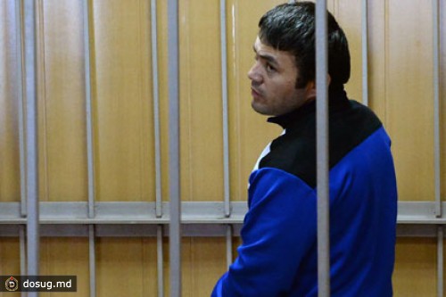 Участников нападения на полицейского на рынке арестовали