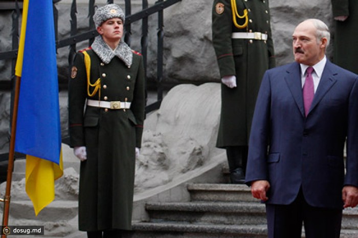 Украина отозвала посла из Белоруссии