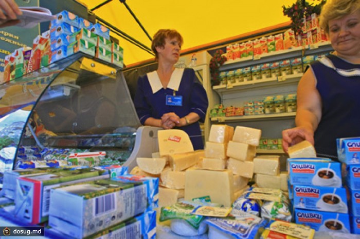 Украина ввела пошлины на белорусское молоко и сладости