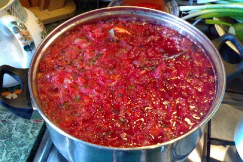 Украинец убил соседку за оскорбление его борща