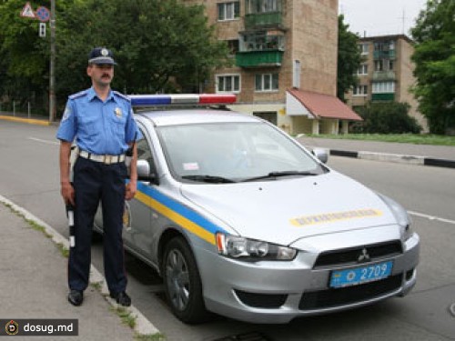 Украинским водителям запретят ездить с выключенными фарами