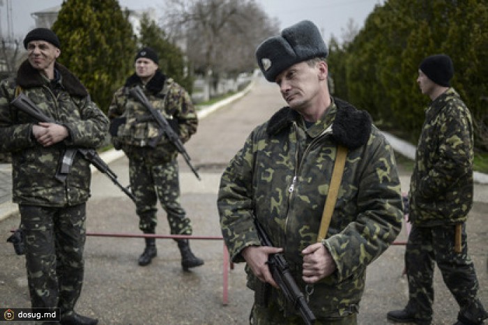 Украинским военным в Крыму пообещали денежную премию