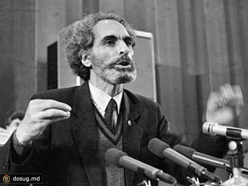 В Азербайджане завели дело об отравлении экс-президента Эльчибея