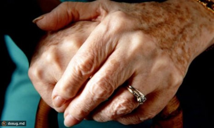 В Днестровске 72-летняя женщина отбилась от грабителей