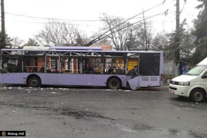 В Донецке погибли 13 человек при попадании снаряда в остановку