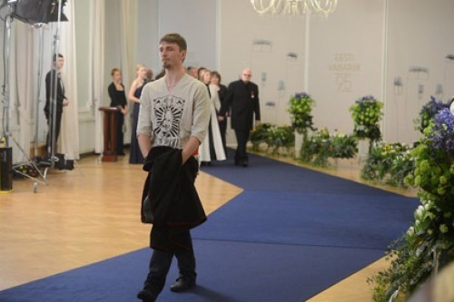 В Эстонии активист Пиратской партии украл компьютер из парламента