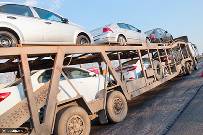 В Госдуме сообщили о возможном запрете на ввоз авто дешевле 800 тысяч рублей