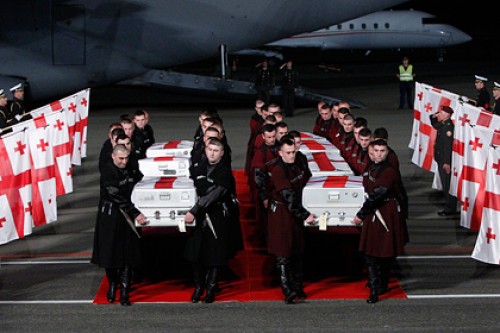 В Грузии потребовали провести референдум о выводе войск из Афганистана