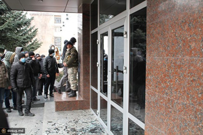 В Хмельницком застрелили участницу митинга у здания СБУ
