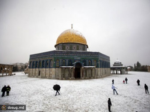 В Иерусалиме из-за снегопада закрылись школы