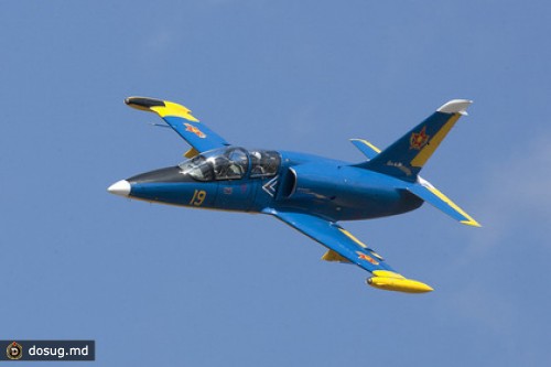 В Казахстане разбился учебный самолет