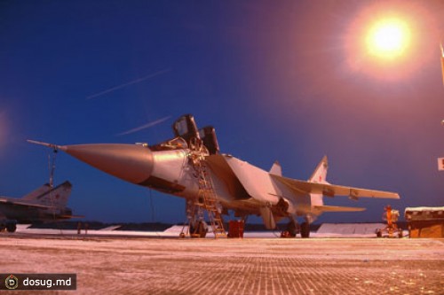 В Казахстане разбился военный самолет