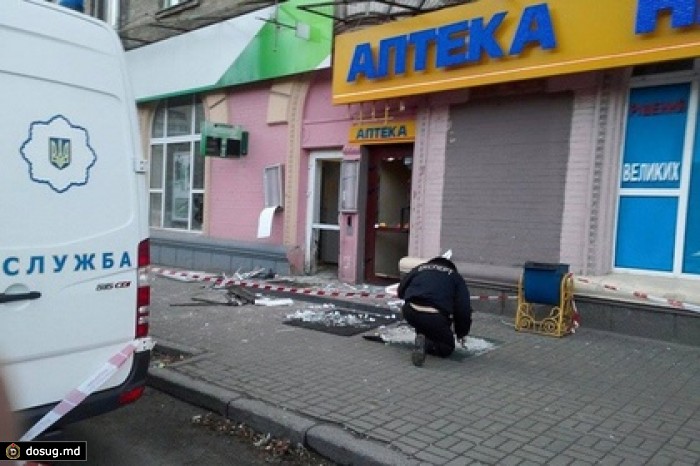 В Киеве на остановке произошел взрыв