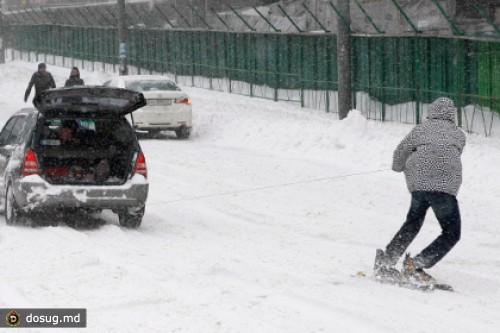 В Киеве понедельник объявили выходным из-за непогоды