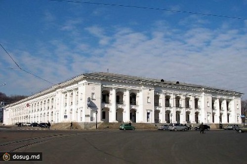 В Киеве произошел пожар в Гостином дворе