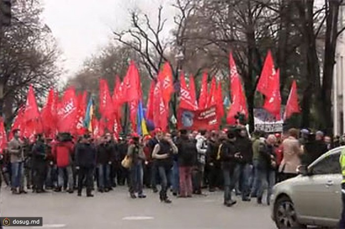 В Киеве шествие за евроинтеграцию собрало несколько тысяч человек