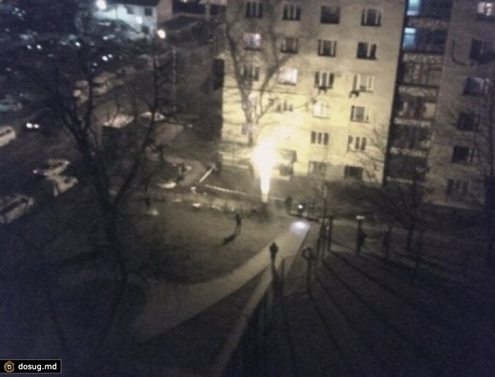 В Киеве во дворе жилого дома прогремел взрыв