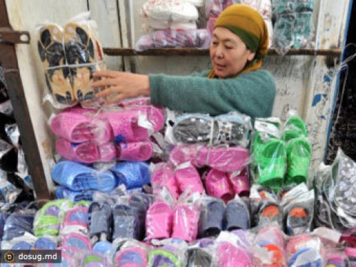 В Киргизии предложили прогнать с рынков иностранных торговцев