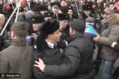 В Кишиневе произошли стычки коммунистов с полицией