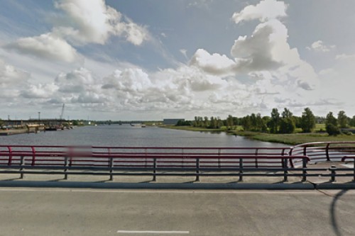 В Латвии неудавшуюся самоубийцу арестовали за убийство детей