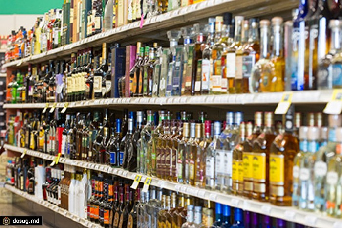 В Латвии отменили видеонаблюдение за покупателями алкоголя