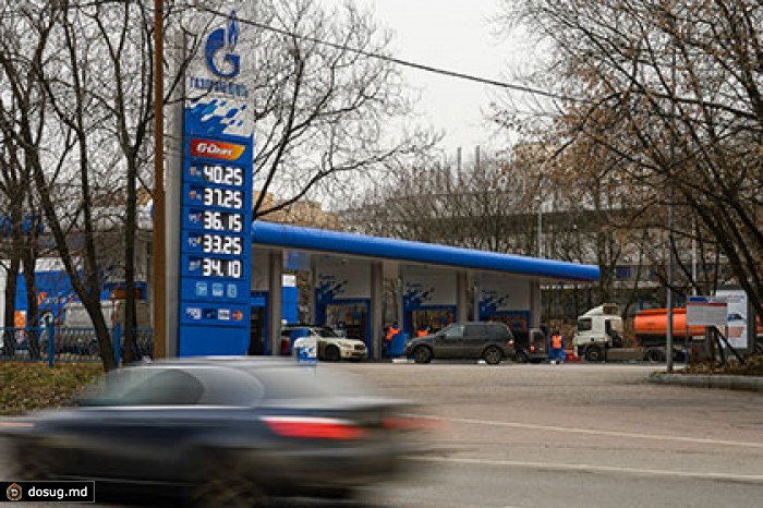 В Минэнерго предсказали 10-процентный рост цен на бензин