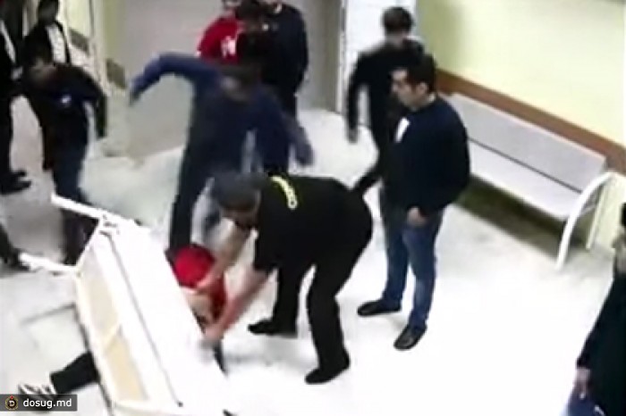 В Минводах уволены допустившие драку в больнице полицейские